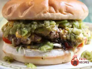 Чізбургер із зеленим перцем чилі