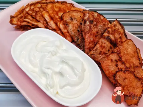 Млинці з буряковим соком