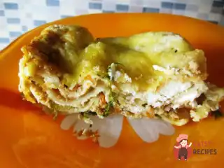 Лазання з руколою та болоньєзе