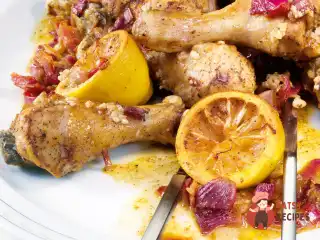 Курка з шафраном та фісташками