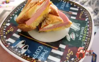 Паніні З Шинкою Та Сиром