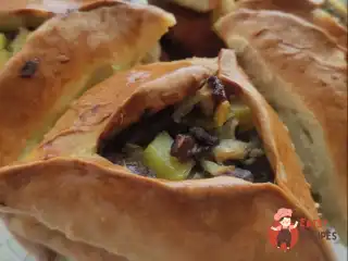 Ечпочмаки з яловичиною та картоплею