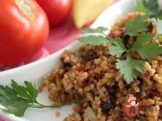 Булгур з овочами та прянощами