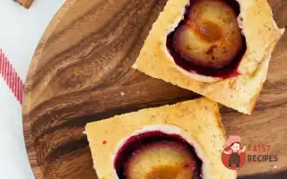 Пиріг Зі Сливами Та Корицею