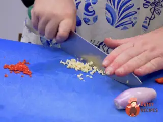 Крок 5: Міні-чебуреки з ягнятком та каррі