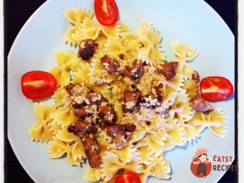 Паста з пряною свининою
