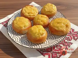 Пишні ватрушки з картопляним пюре