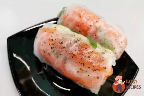 Весняні булочки з рибою