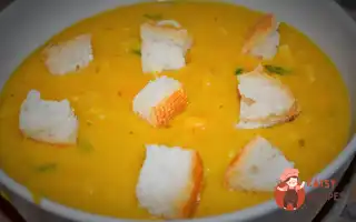 Горошниця З Овочами, Копченостями Та Грінками