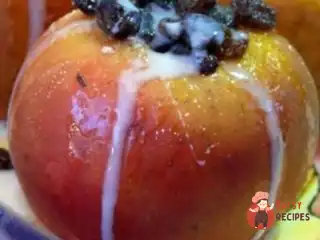 Яблука з начинкою