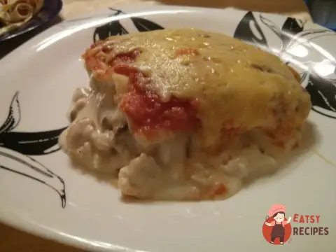 Лазання з грибами та курячим філе