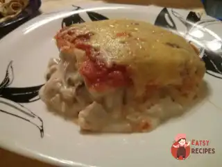 Лазання з грибами та курячим філе