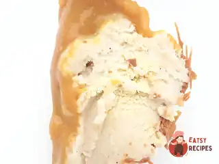 Бананове морозиво з печивом, шоколадною стружкою та карамельним прошарком
