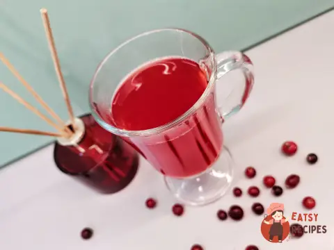 Журавлинний морс з лемонграсом