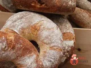 Хліб з волоськими горіхами