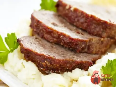 М'ясний рулет із яблуками