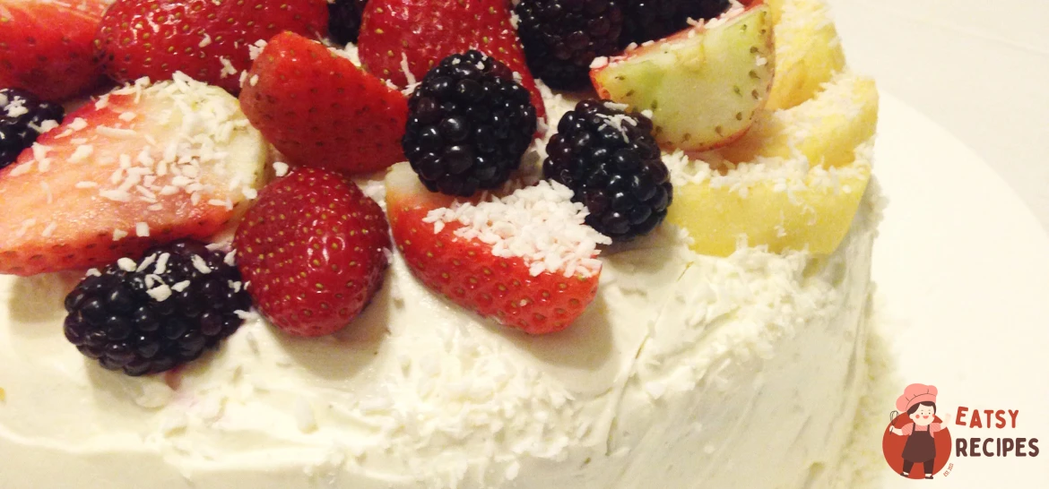 Бісквітний торт із кремом із сирного сиру