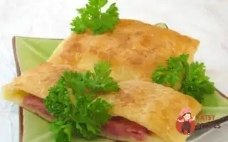 Листкові Пиріжки З Сиром Та Шинкою