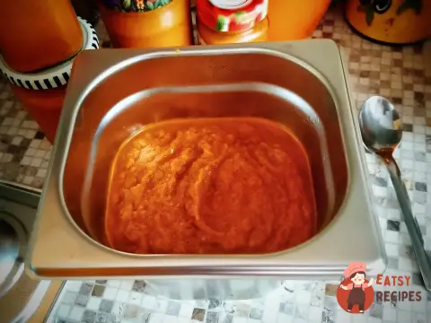 Кабачкова ікра з паприкою