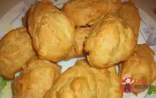 Еклер Із Кремом