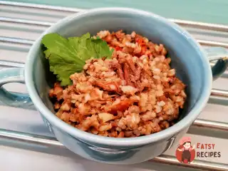 Гречка з тушонкою