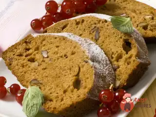 Медовий кекс з горіхами в мультиварці