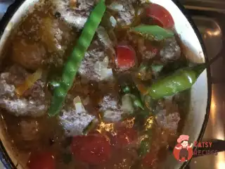 Швидкий суп із фрикадельками