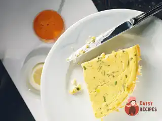 Омлет-суфле з шинкою та сиром