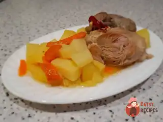 Картопля зі свининою