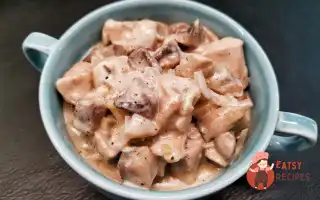 Фрікас З Куркою Та Грибами