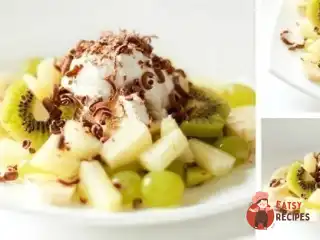 Фруктовий салат із пломбіром