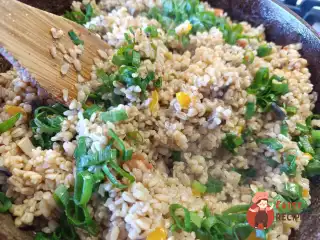 Булгур з овочами та грибами