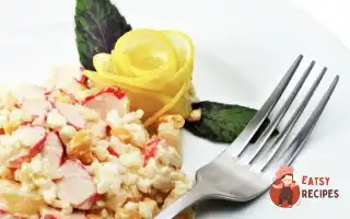Салат Із Сухариками Та Крабовими Паличками