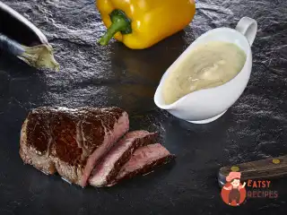 Соус із запеченого баклажану та перцю для стейків.