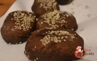 Бананові Булки З Керобом Та Кунжутом