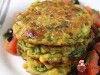 Оладки з кукурудзи та авокадо