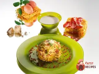 Локшина з соусом Карбонару