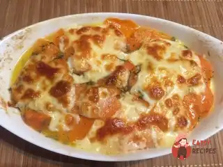 Запіканка з бататом та молочним соусом