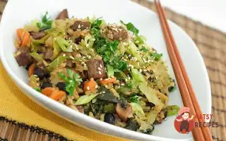 Смажений Рис З Овочами, Соєвим Соусом, Супом Місо Та Пікулями