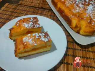 Кекс з домашнім варенням