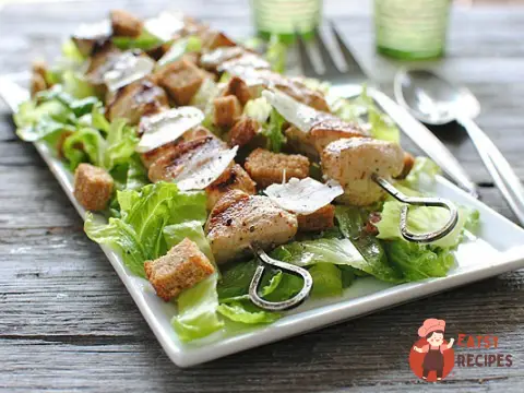 Салат "Цезар" з куркою