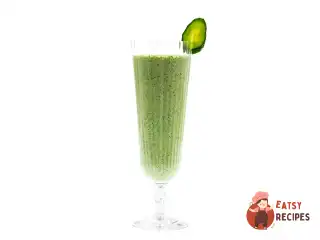 Зелений смузі з огірком і шпинатом