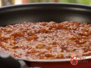 Соус маринару з каперсами