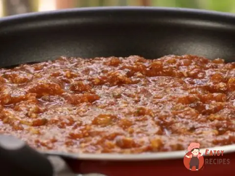 Соус маринару з каперсами
