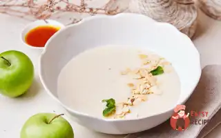 Каша Манна З Томленими Яблуками