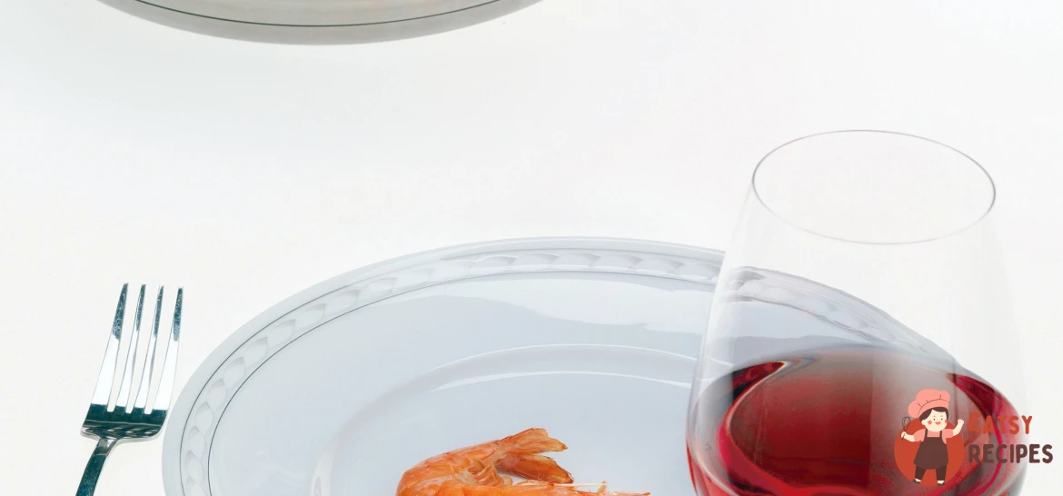 Паелья з креветками та куркою