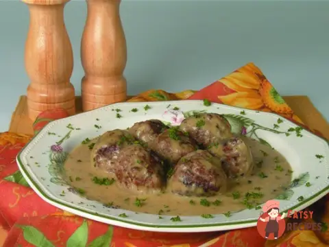 Яловичі кульки пананг