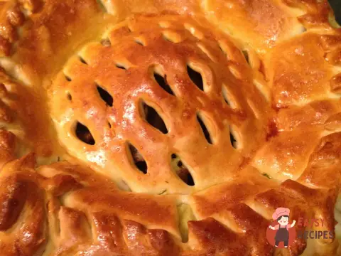 Пиріг з картоплею та грибами