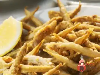 Сардини, смажені у яйці