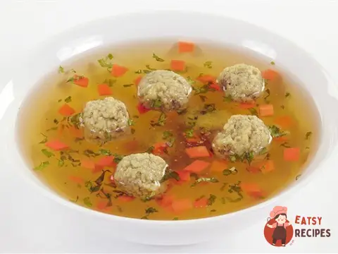 Вершковий суп з галушками з легені
